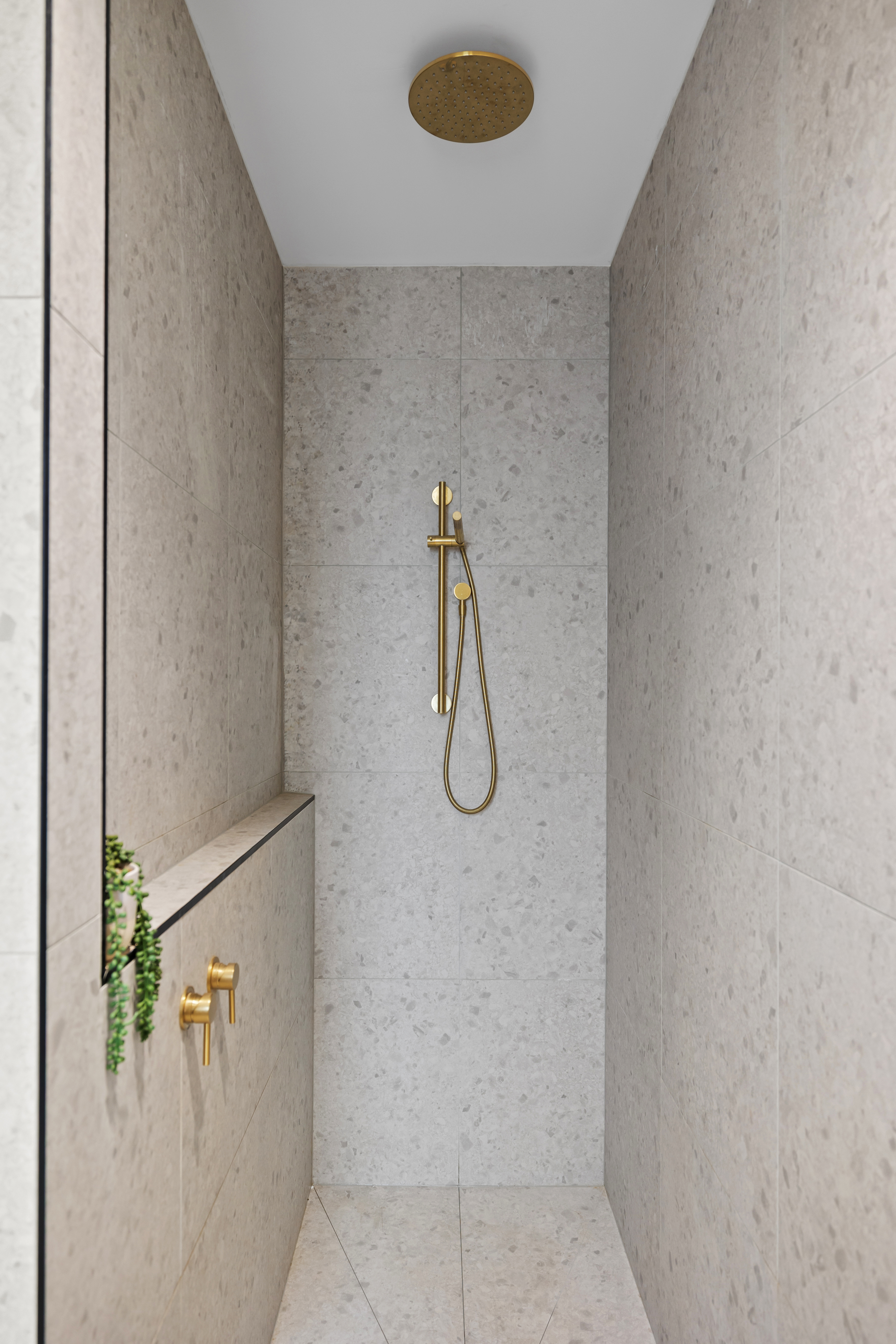 Shower detail